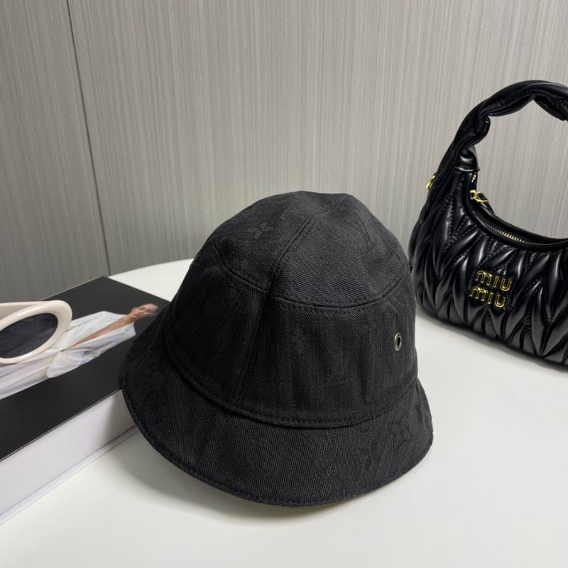 LV hat (3)